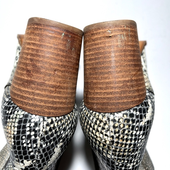 Madewell Booties The Rosie Ankle Snake Embossed Leather MA435 - Picture 5 of 10